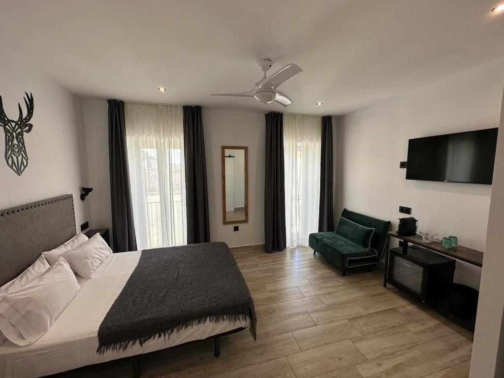 Double Room,1547132170:JPEG
