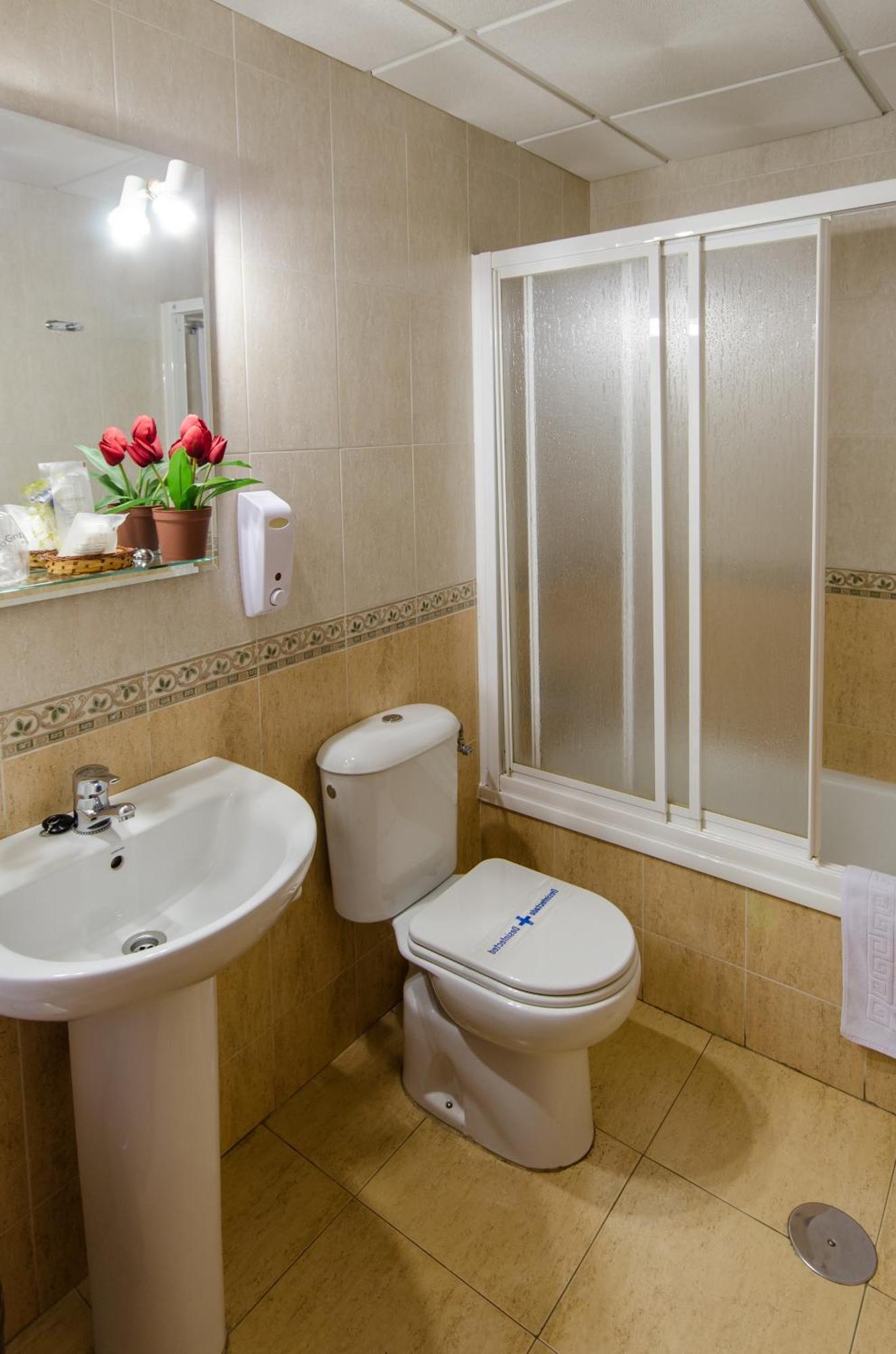 Superior Single Room,240334953:JPEG
