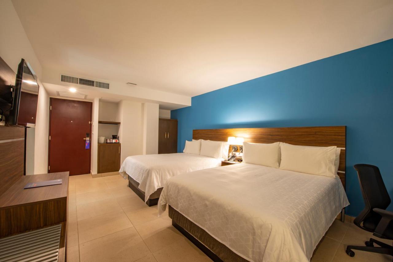 2 Queen Standard Room City View