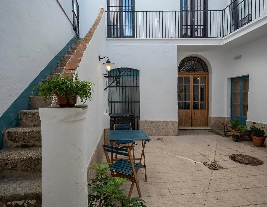 Apartamentos Petronila 1881-1
